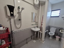 Blk 336 Jurong East Avenue 1 (Jurong East), HDB Executive #554731131